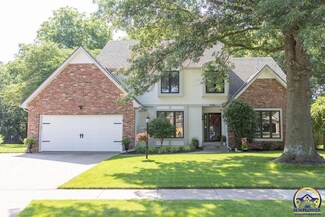 3726 SW Woodglen St, Topeka, KS 66610