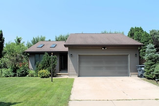 3218 29th Ct S, La Crosse, WI 54601