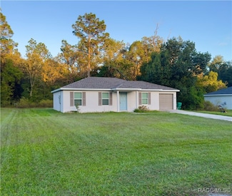 2549 W Castania Dr, Citrus Springs, FL 34434