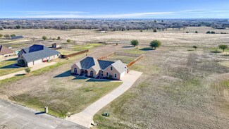 501 Shelby Trail, Bells, TX 75414