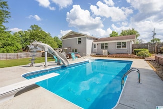 304 Crista Cir, Gardendale, AL 35071