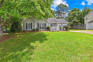 2490 Hawk Ridge Dr, Gastonia, NC 28056