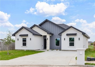 7628 S Jenny Lee St, Pharr, TX 78577