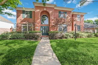 12236 S Shadow Cove Dr, Houston, TX 77082