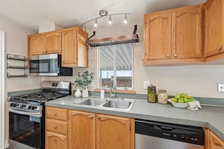 2400 W Valley Pkwy Unit SPC 86, Escondido, CA 92029