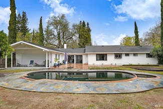 19340 7th St E, Sonoma, CA 95476