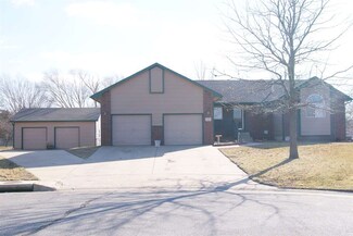 200 Cardinal Ct, Andale, KS 67001