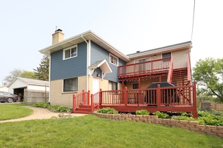 18557 W Country Ln, Grayslake, IL 60030