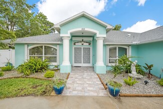 165 Dickens Ave, Sebastian, FL 32958