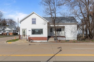 1029 Ohio St, Oshkosh, WI 54902