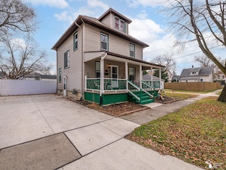409 Adams St, Monroe, MI 48161