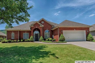 126 Cannes Dr SE, Brownsboro, AL 35741