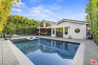 5202 Beeman Ave, Valley Village, CA 91607