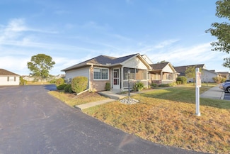 4351 Seahorse Ln Unit 4351, Groveport, OH 43125