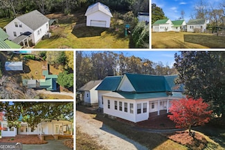 42 S Hunter St, Senoia, GA 30276