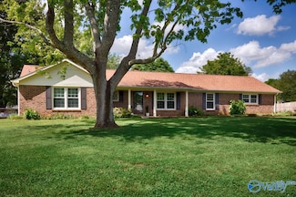 111 Flowerwood Dr, Meridianville, AL 35759