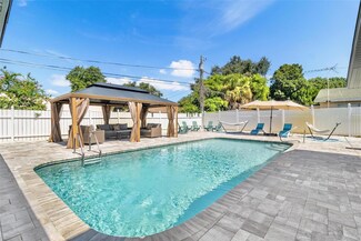 5127 Caesar Way S, Saint Petersburg, FL 33712