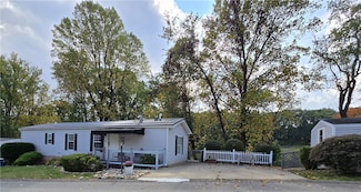 114 Hawthorne Ct, Delmont, PA 15626