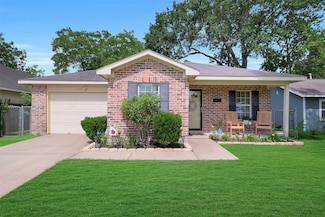 2222 3rd St, Rosenberg, TX 77471