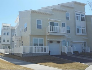 178 Saltaire Ln, Far Rockaway, NY 11692
