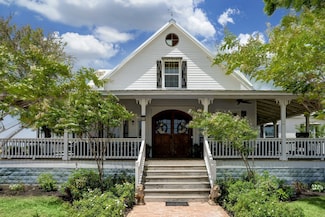 1098 Post Oak Point Rd, Fayetteville, TX 78940