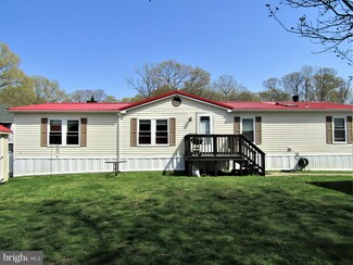 174 Sonnys Ct, Lothian, MD 20711