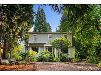 5230 SE Logus Rd, Milwaukie, OR 97222