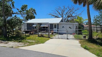 6903 11th Ave E, Palmetto, FL 34221