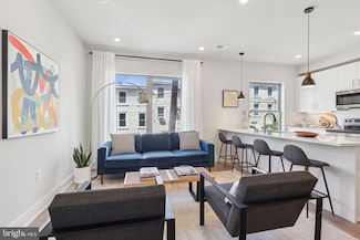 3205 N 35th St Unit 11, Philadelphia, PA 19129