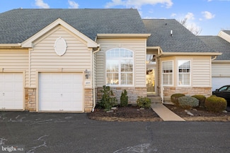 1605 Highgrove Ct Unit 125, Warrington, PA 18976