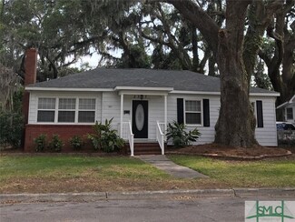 2327 E 37th St, Savannah, GA 31404