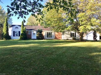 11424 N 12th St, Beloit, OH 44609
