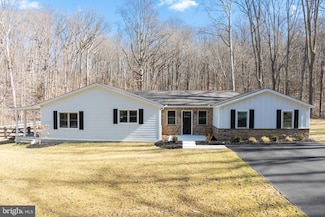 555 Reeds Rd, Downingtown, PA 19335