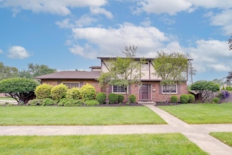 4909 Vanlear Rd, Columbus, OH 43229