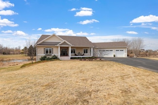 21510 Palomino Dr, Prior Lake, MN 55372
