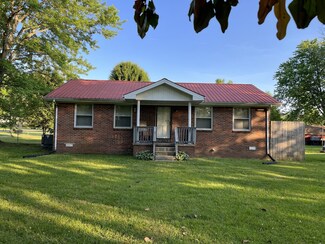 8893 Us Highway 70 E, Mc Ewen, TN 37101
