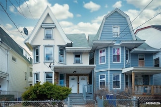 889 S 16th St, Newark, NJ 07108