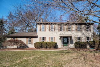 1352 Cobblestone Ct, Ann Arbor, MI 48108