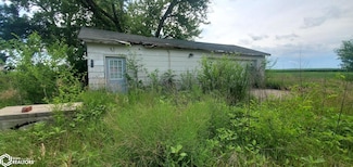 118 W 3rd St, Bagley, IA 50026