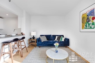65-70 Austin St Unit 203, Flushing, NY 11374