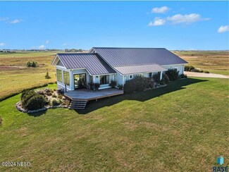 18422 Scott St, Gary, SD 57237