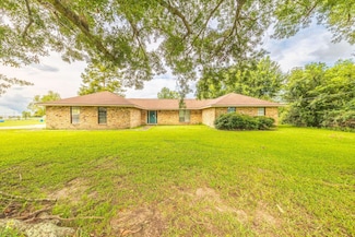 376 Highway 652, Raceland, LA 70394