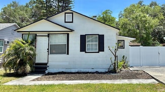 2219 Thrace St, Tampa, FL 33605