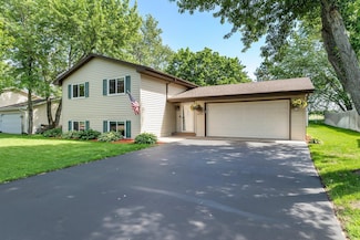 3654 225th Ln NW, Saint Francis, MN 55070