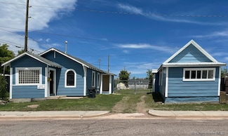 2009 Ames Ave, Cheyenne, WY 82001