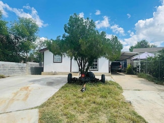 4701 Valero Ct, Laredo, TX 78046