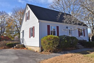 25 Rotary Dr, West Warwick, RI 02893