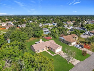 745 Mentmore Cir, Deltona, FL 32738