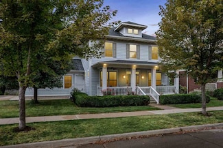 720 Walker Cir, Iowa City, IA 52245