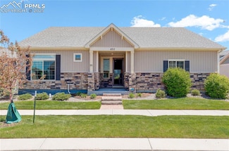 6717 Golden Briar Ln, Colorado Springs, CO 80927